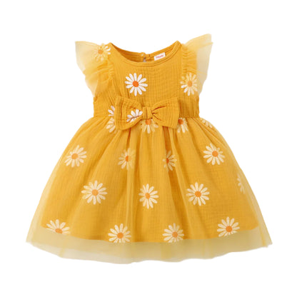 Cute summer dress for baby girls with cheerful daisy pattern