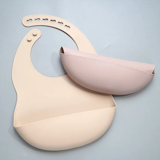 Silicone waterproof baby bib – soft easy-clean feeding bib with pocket